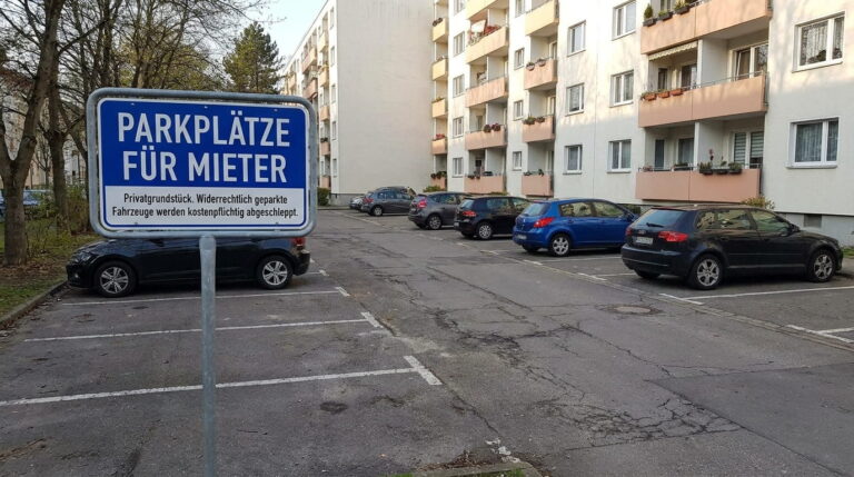 Mieter-, Besucher- und Stellplatzrechte digital verwalten 2 Parkraumbewirtschaftung für Immobilien Vialero
